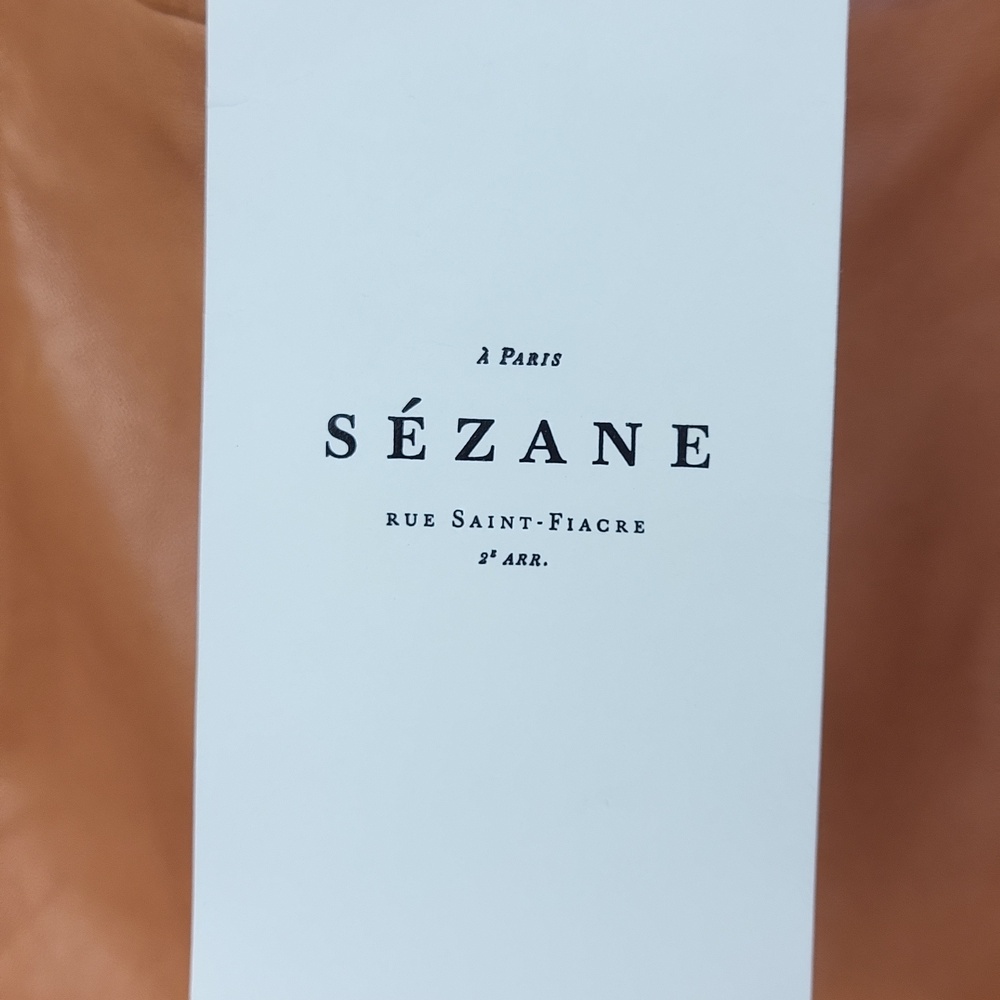 Sezane William Orange Lamb Leather High-Waist Cuffed Shorts. Size 6 - Picture 8 of 14